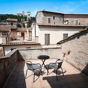 http://camere-mariani-marini.hotels-perugia.com